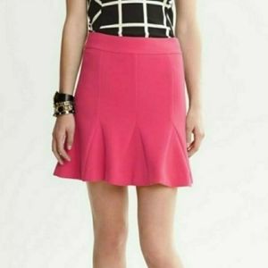 Banana Republic size 14 Pink Fluted Skirt NWT